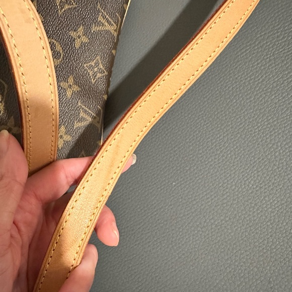 Louis Vuitton Viva Cite bag - Picture 4 of 9